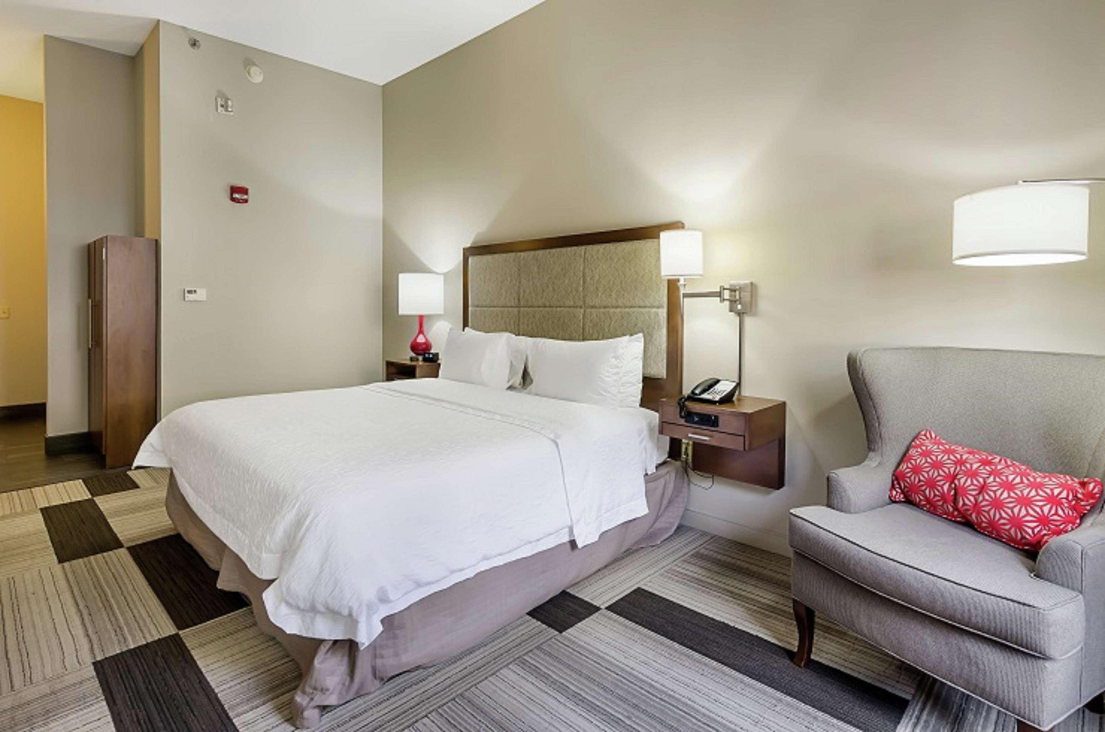 Hampton Inn Salem Kültér fotó